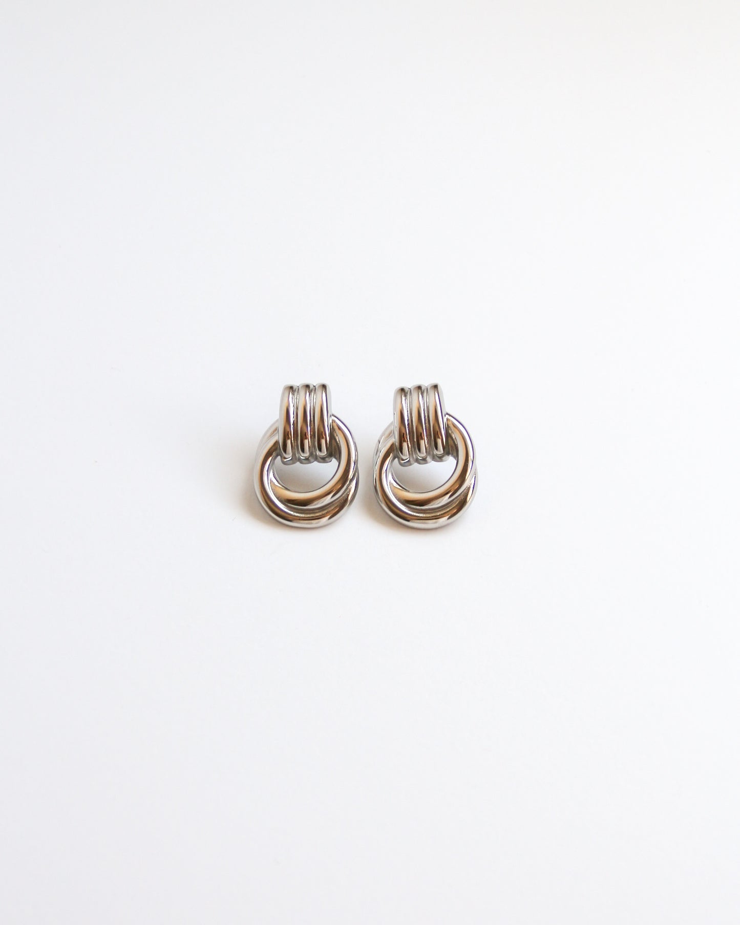 Knot Earrings in silver
