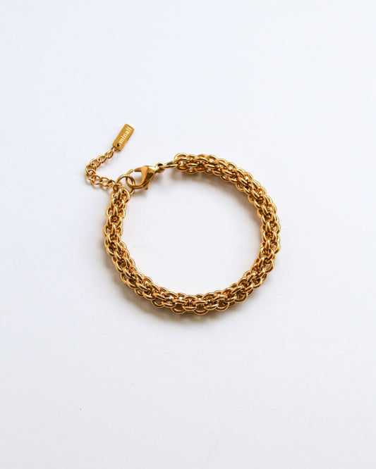 Thea Bracelet in gold