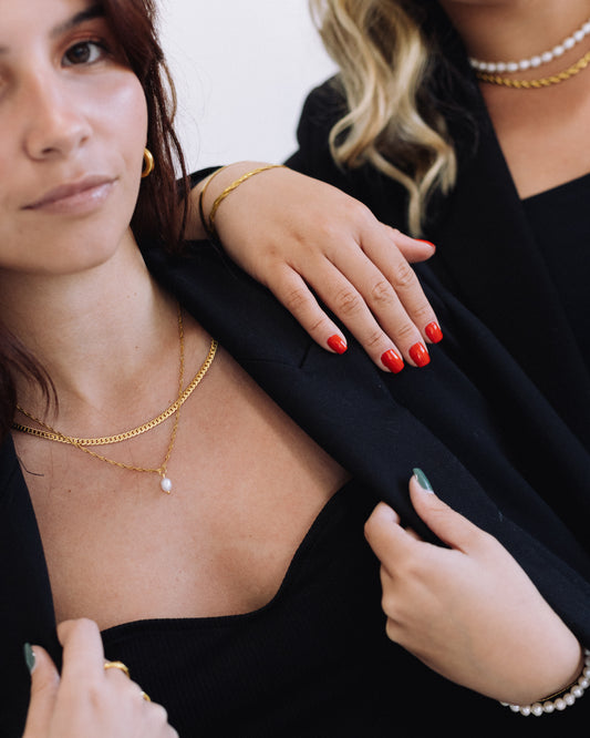 Maggie Necklace in gold
