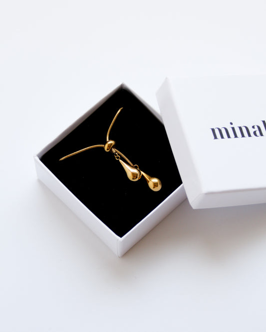 Amara Necklace in gold