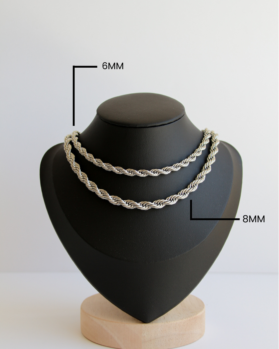 Aria Necklace in silver