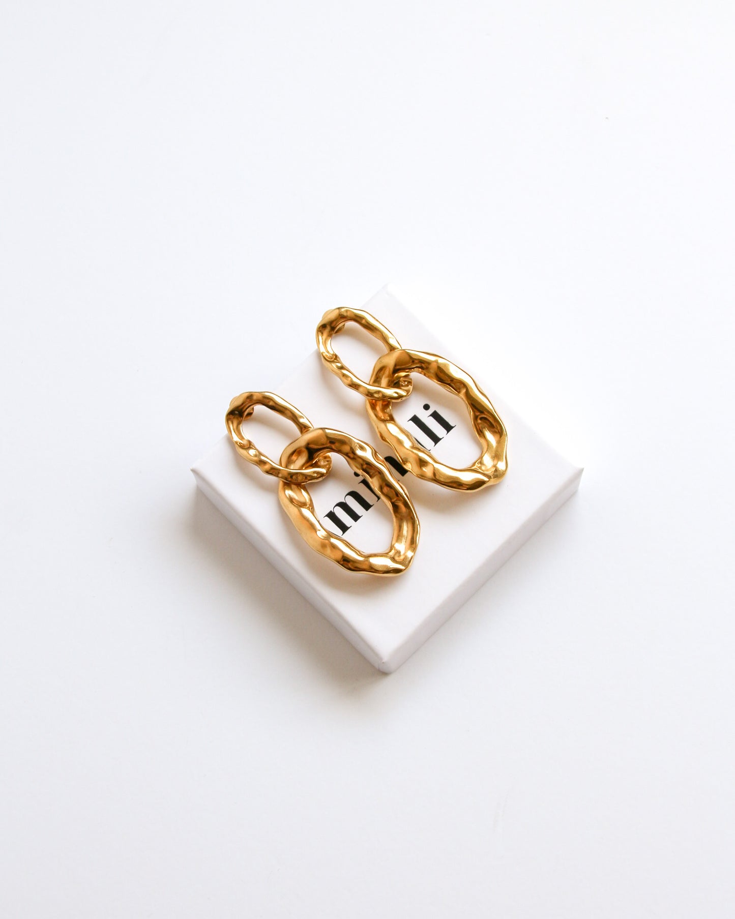 Luxe Earrings in gold