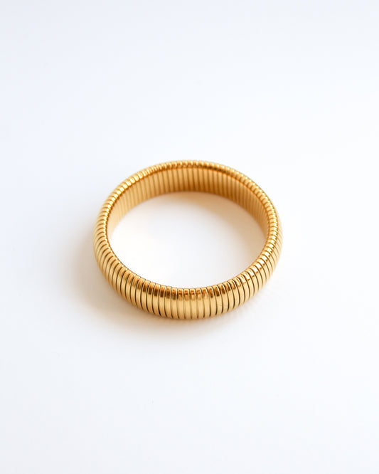 Ivory Bracelet in gold