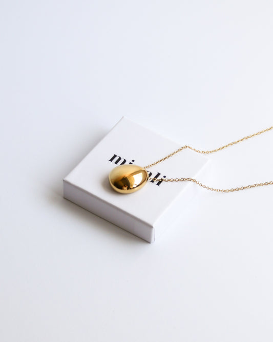 Solo Necklace in gold
