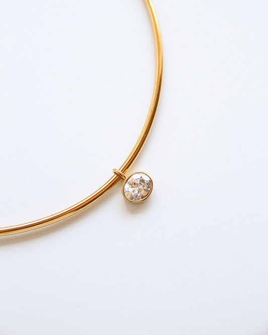 Belle Oval Necklace in gold
