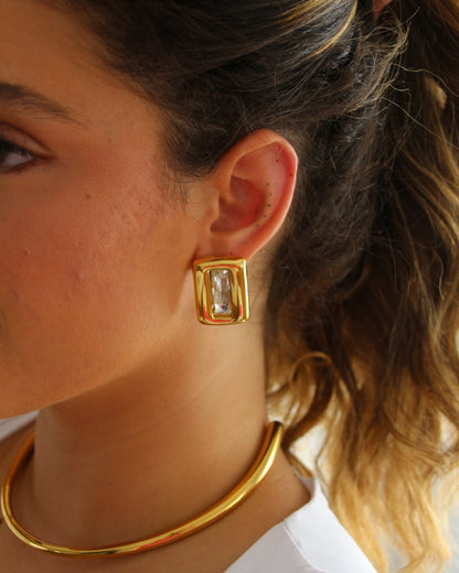 Vega Earrings in gold