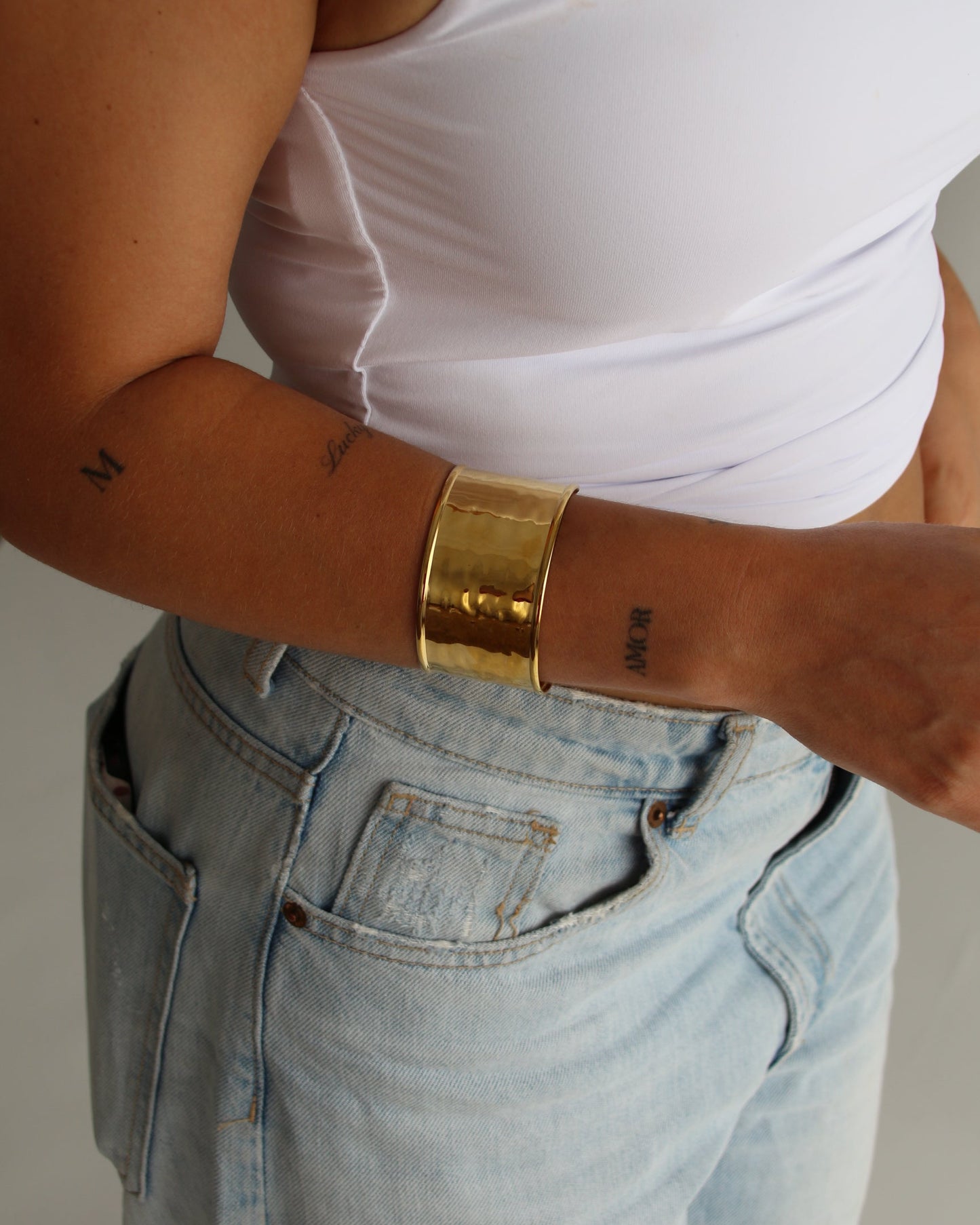 Aura Bracelet in gold