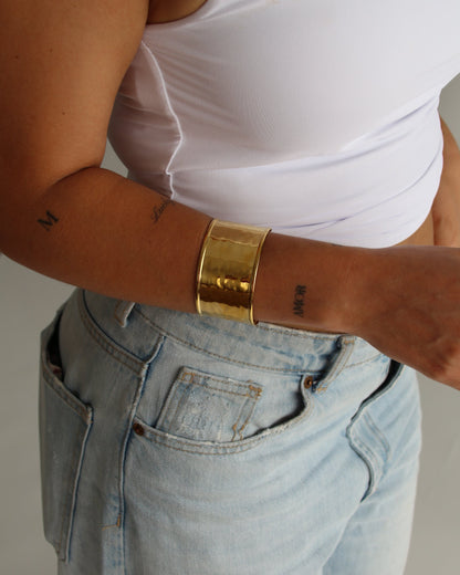 Aura Bracelet in gold