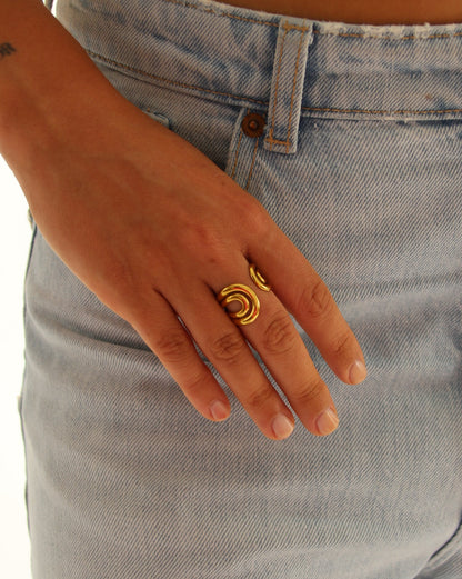 Vicky Ring in gold
