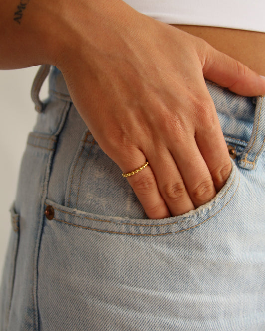Grace Ring in gold