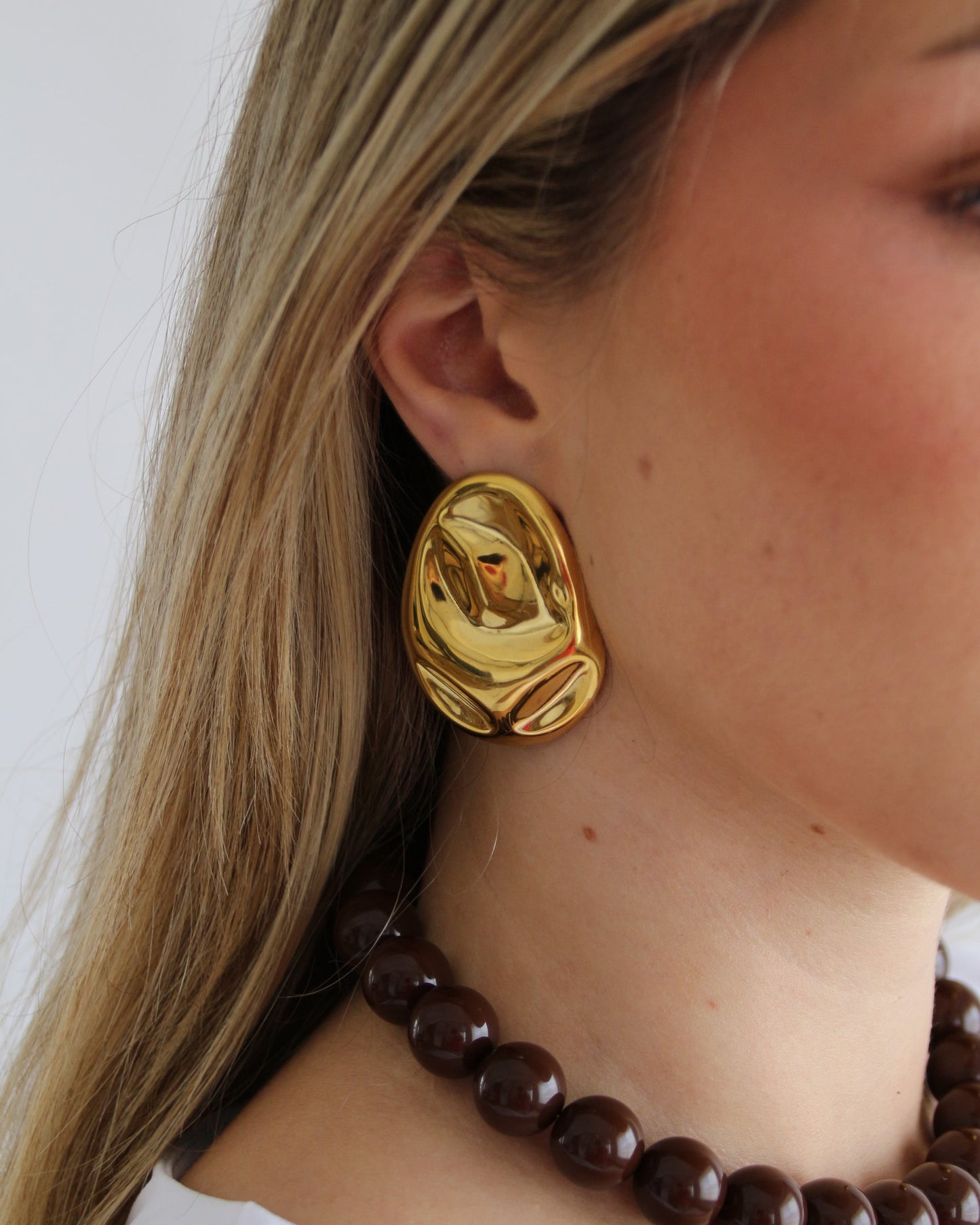 Aurea Earrings in gold