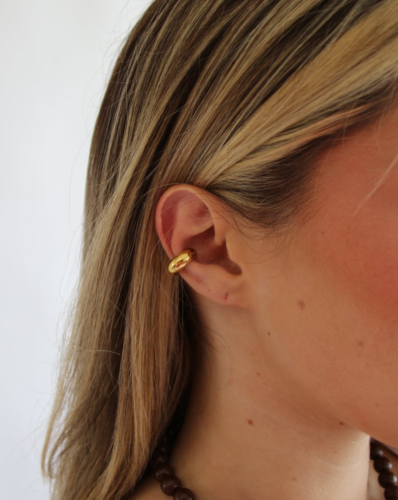 Claire Earcuff in gold