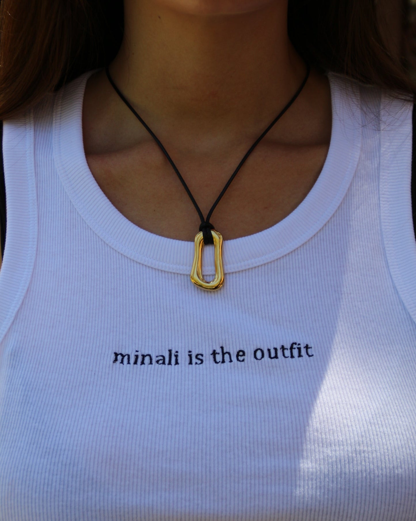 Frame Necklace in gold