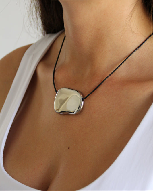 Lyla Necklace in silver