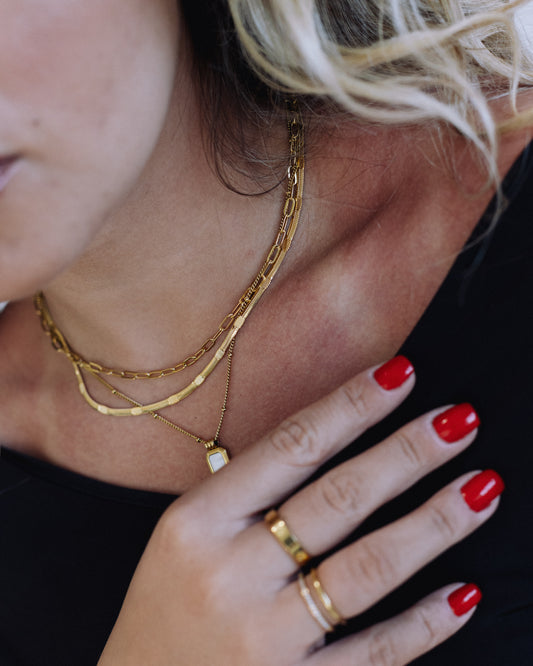 Lilith Necklace in gold
