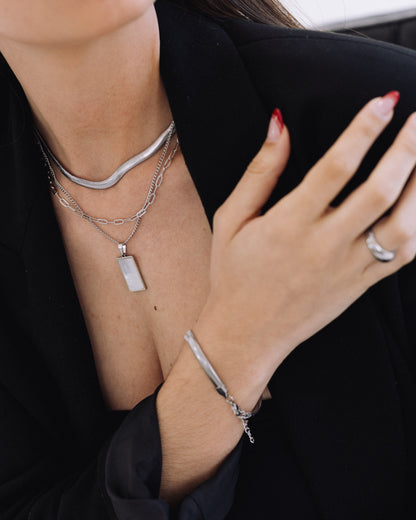 Leah Chain in silver