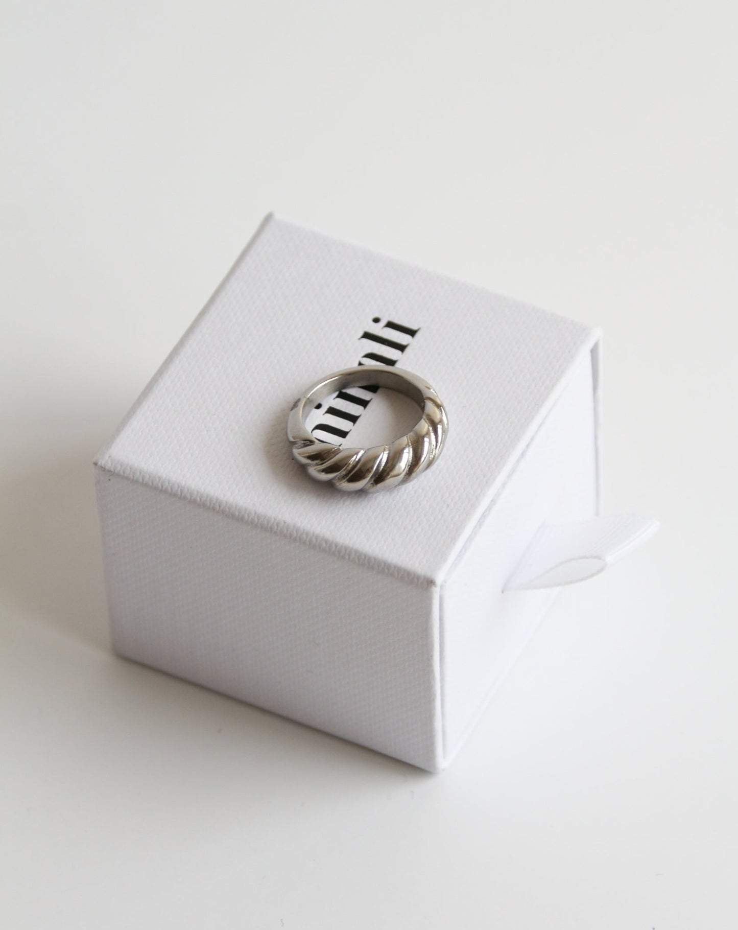 Francine Ring in silver