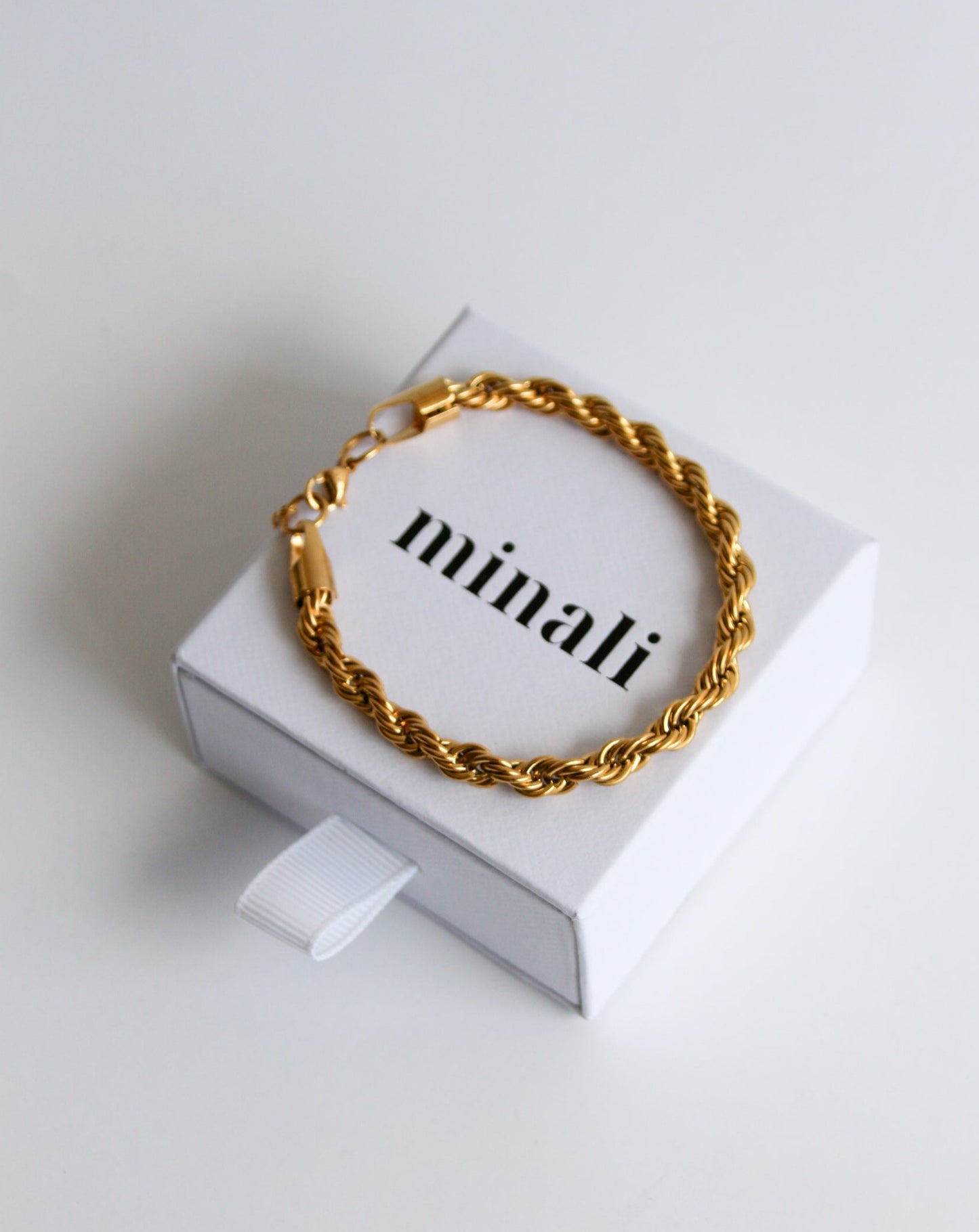 Braided Bracelet in gold