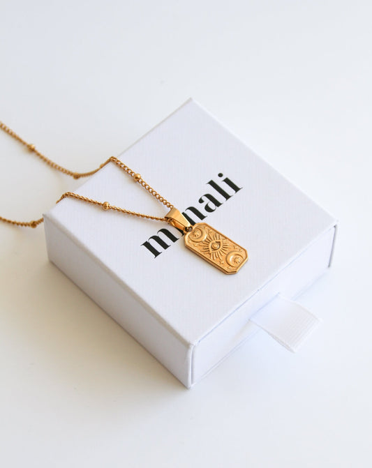 Astro Necklace in gold