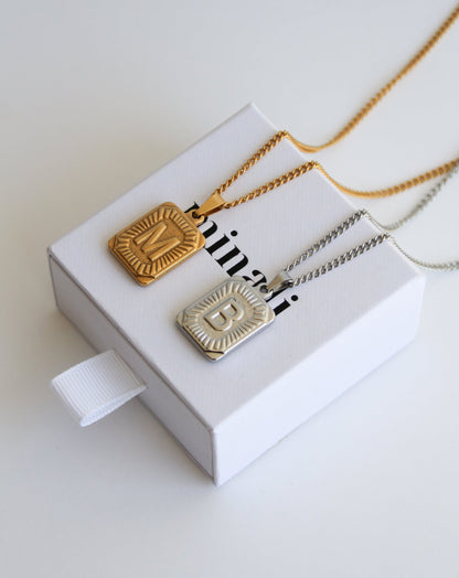 Naomi Necklace in gold